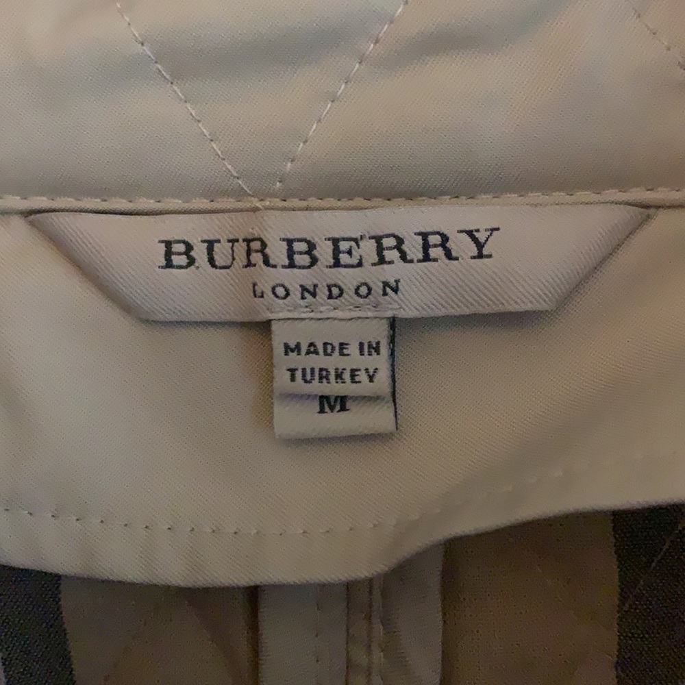 Burberry Quilted Jacket (Khaki) - Picture 9 of 14